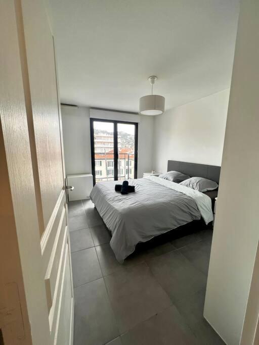 Appartement Superbe T2 Moderne Et Luxueux à Cannes Extérieur photo
