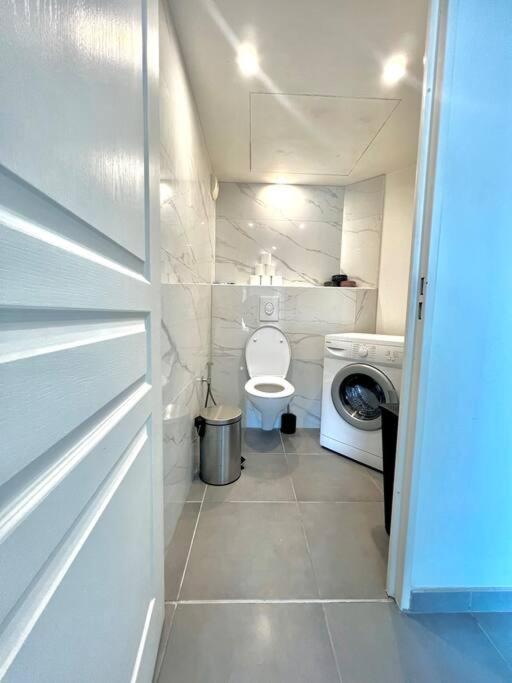 Appartement Superbe T2 Moderne Et Luxueux à Cannes Extérieur photo