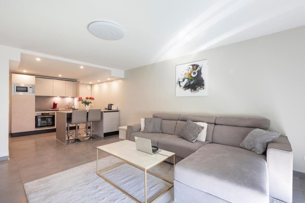 Appartement Superbe T2 Moderne Et Luxueux à Cannes Extérieur photo
